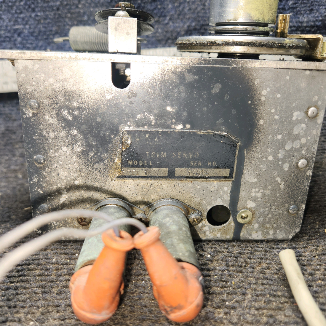 Used aircraft parts for sale, 65821-05 piper PA-28-181 Trim Servo Assembly