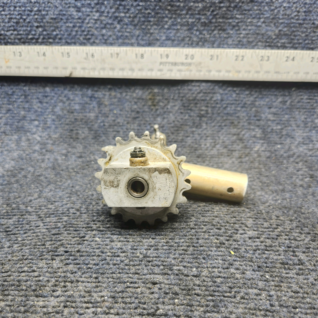 Used aircraft parts for sale, 169-524018-39 Beechcraft A23A Musketeer Custom III CONTROL COLUMN FITTING WITH BUSHING, BEARINGS, SPROCKET