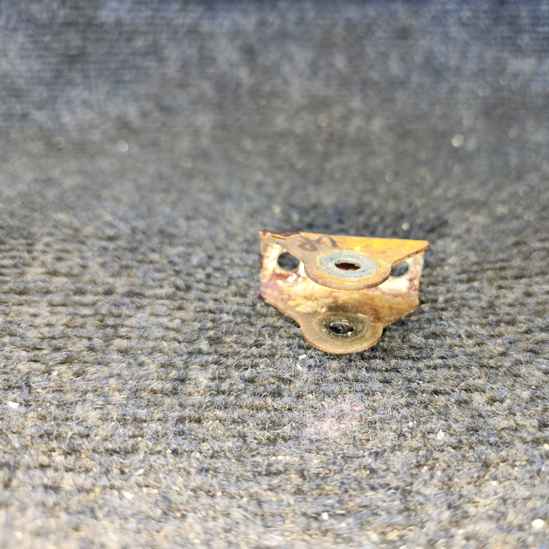 Used aircraft parts for sale, 35-650121-4 BEECHCRAFT F35 Elevator Hinge Bracket Out