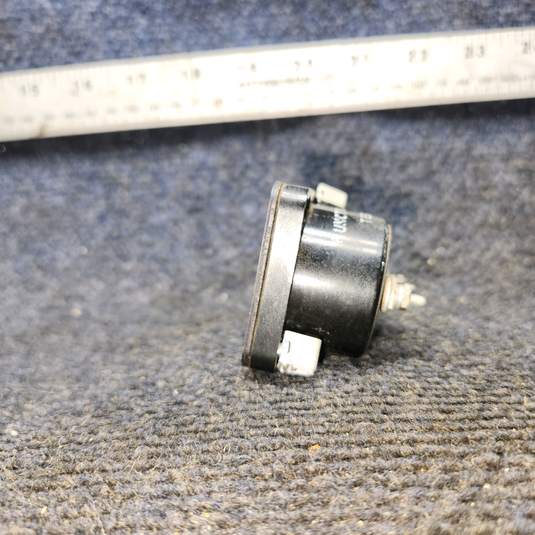 Used aircraft parts for sale, 50-384001-31 Beechcraft 95-B55 Anti Ice Gauge