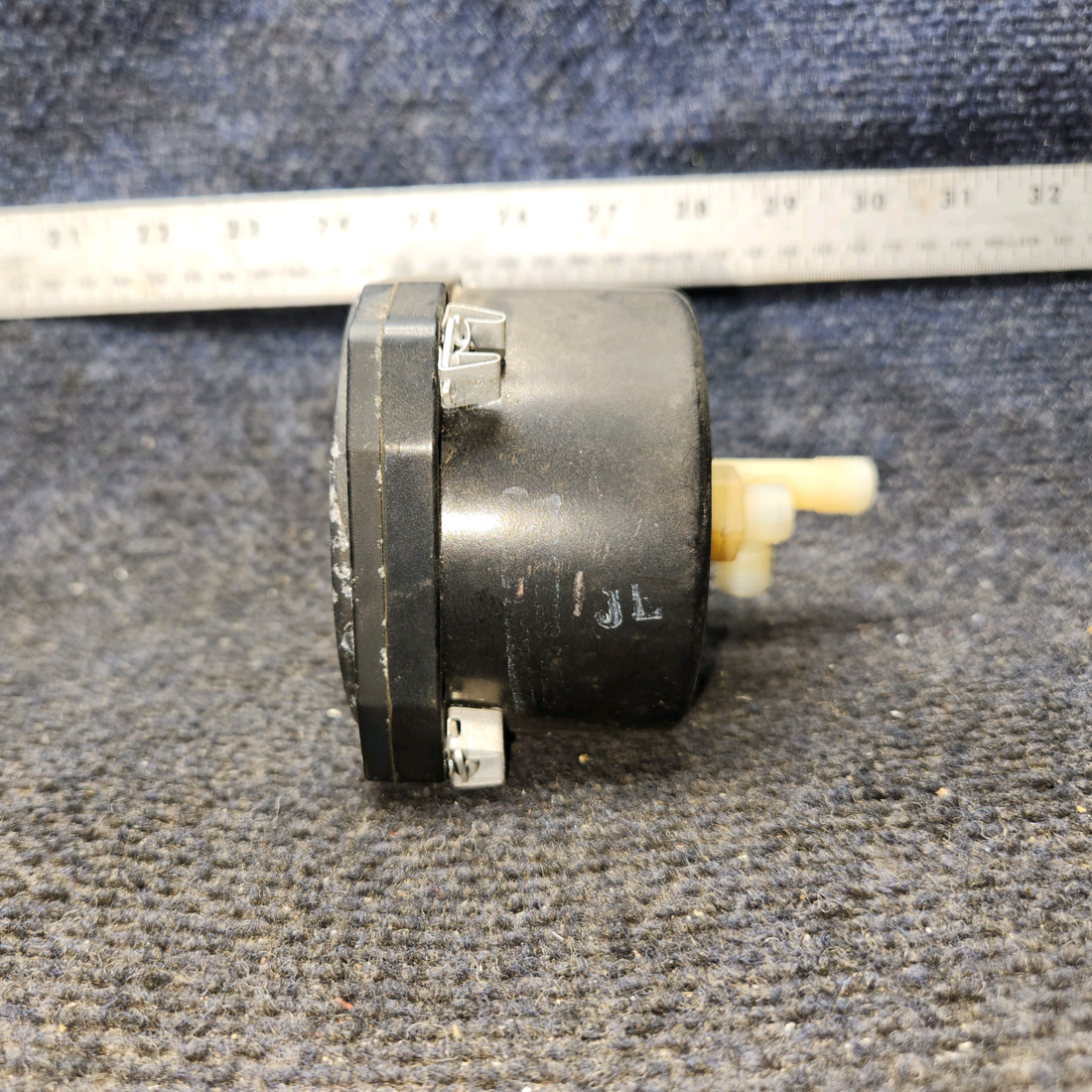 Used aircraft parts for sale, S1470N9 Cessna 172F Airspeed Indicator