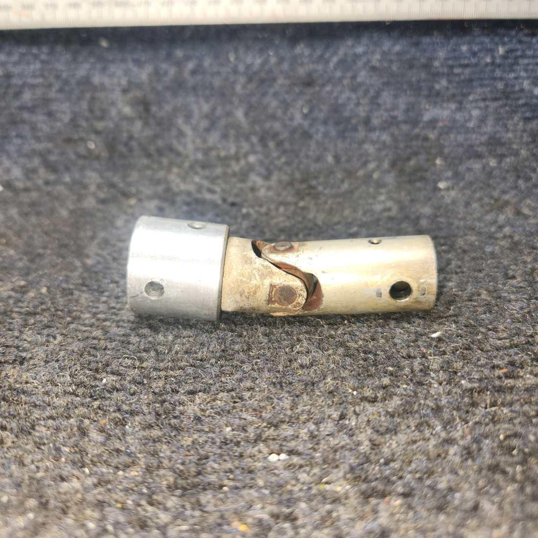 Used aircraft parts for sale, 62834-002 Piper PA28-161 Universal Joint for Control Column