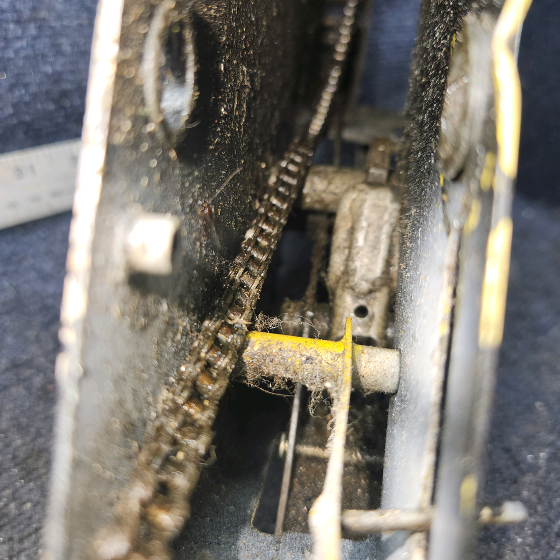 Used aircraft parts for sale, 169-524000-603 Beechcraft C23 SUNDOWNER Flap Control Assembly with Handle