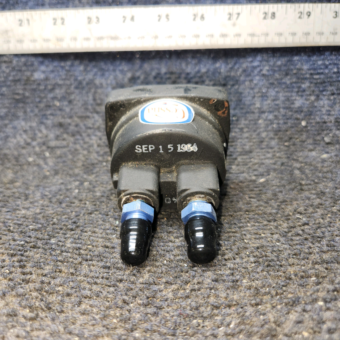 Used aircraft parts for sale, 51414-1 Standard Precision Cessna 172F Suction Indicator