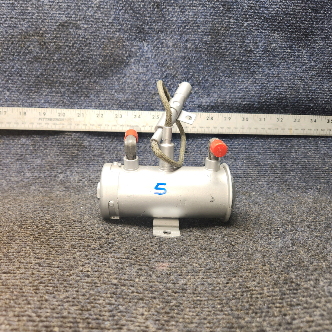 Used aircraft parts for sale, 476-284 Bendix Electronic Fuel Pump 24 V