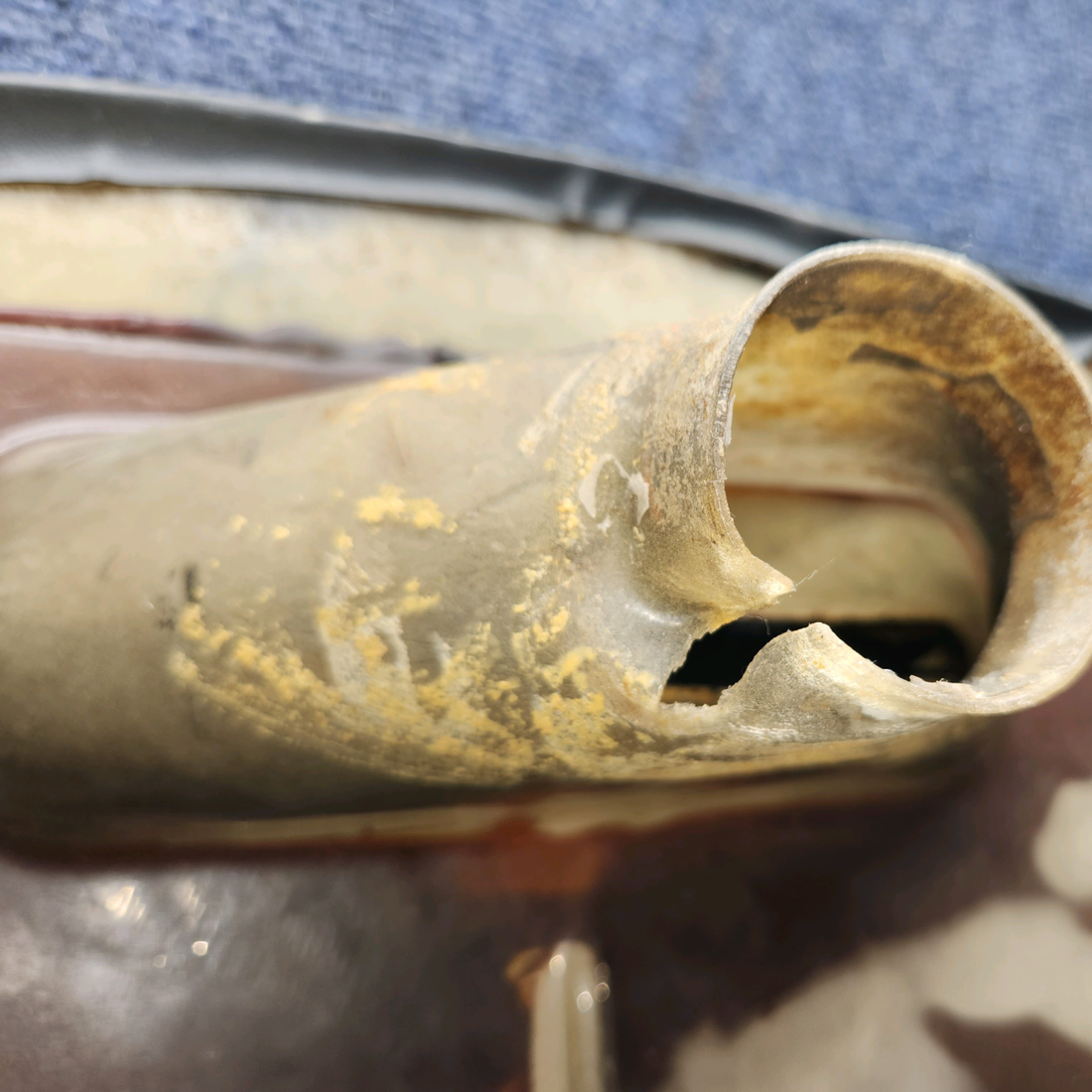 Used aircraft parts for sale, 168-534089-3 Beechcraft C23 SUNDOWNER Glareshield Assembly