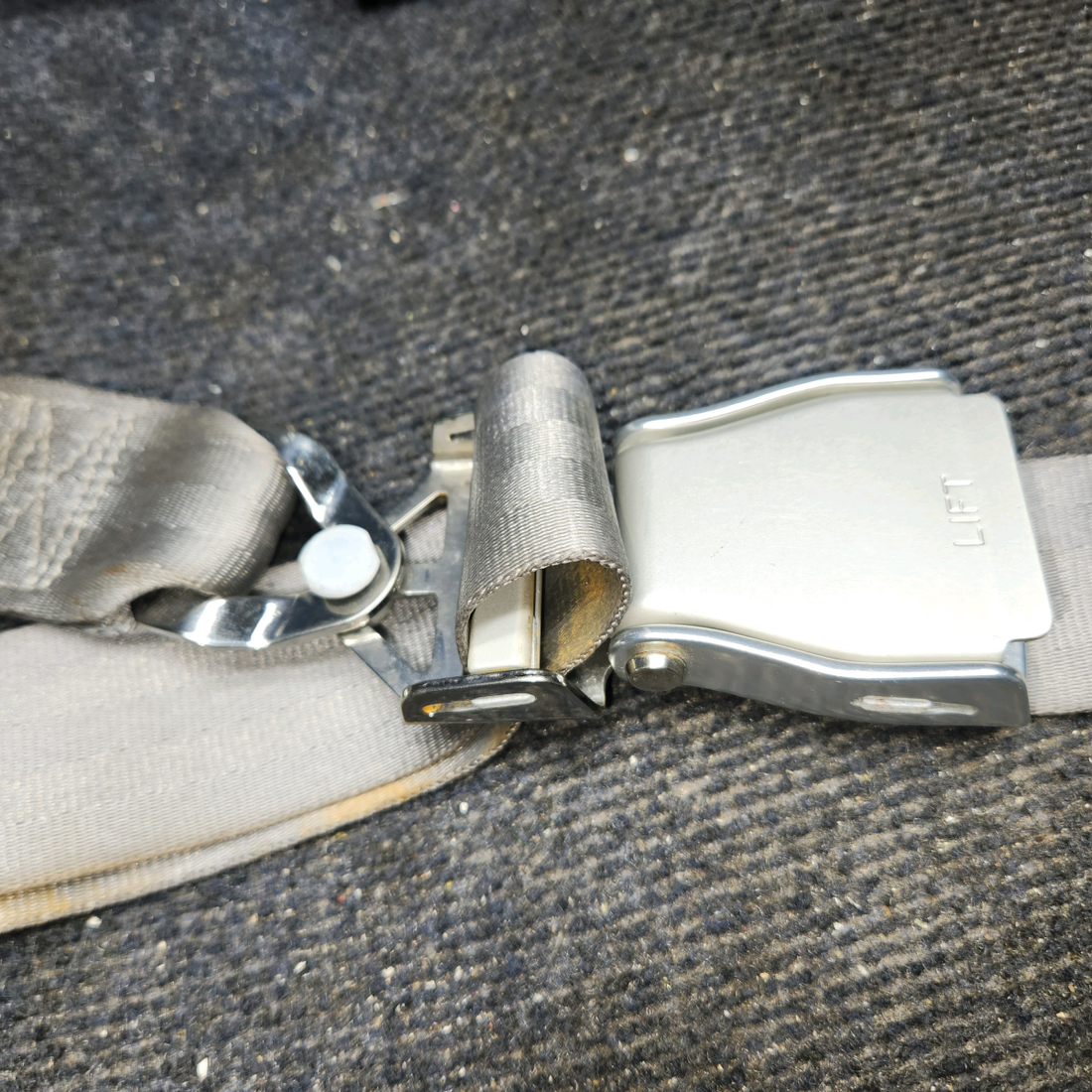 Used aircraft parts for sale, 3052-3-181-813 AmSafe 35FB9 Cessna 172 Lap Seatbelt Assembly with Reel Assy "Set"