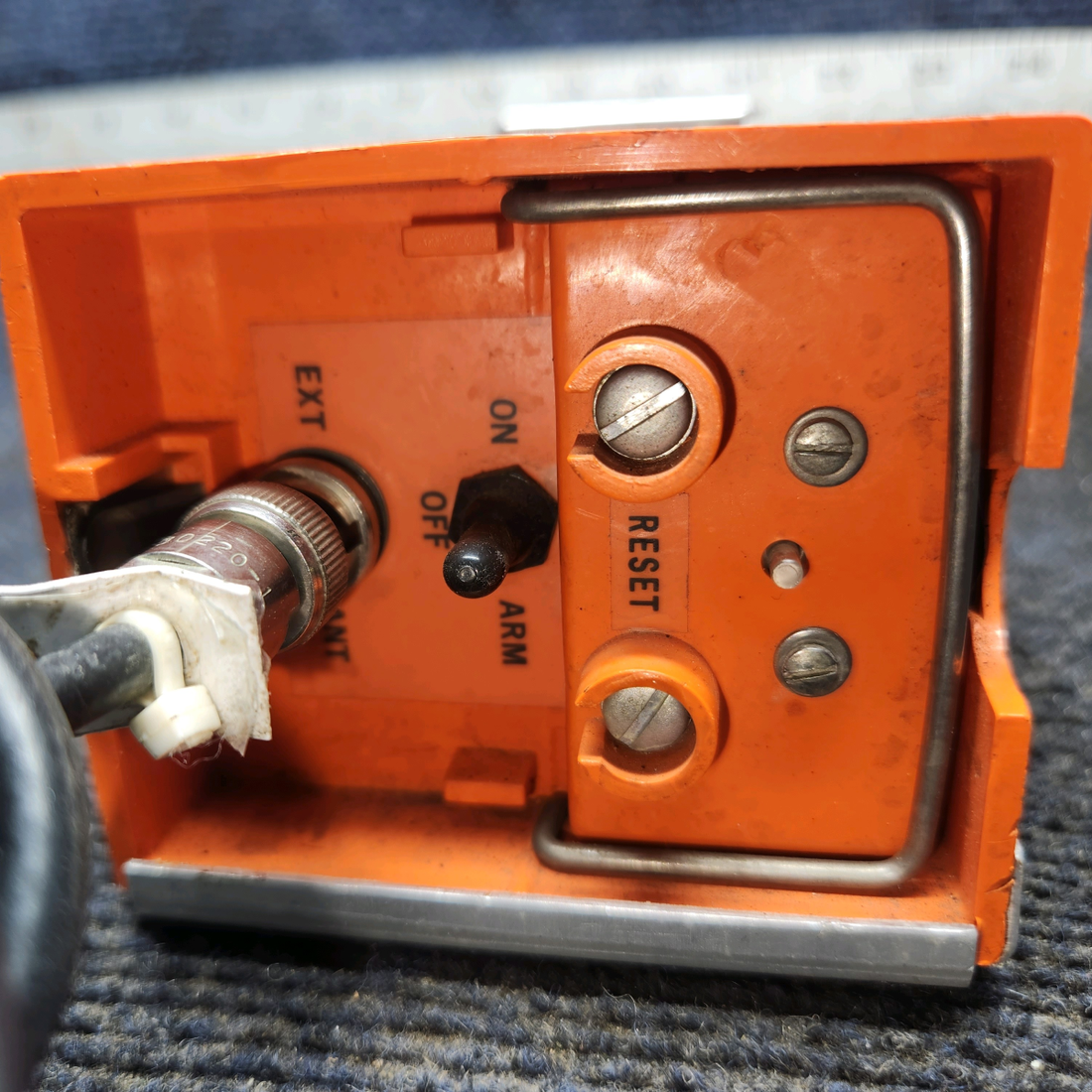 Used aircraft parts for sale, TSO C91 Narco Avionics Cessna 182G Emergency Locator Transmitter ELT