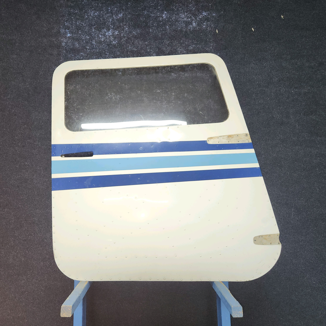 Used aircraft parts for sale, 0710620-206, 0717010-18 Cessna 182G Door structure With Window RH