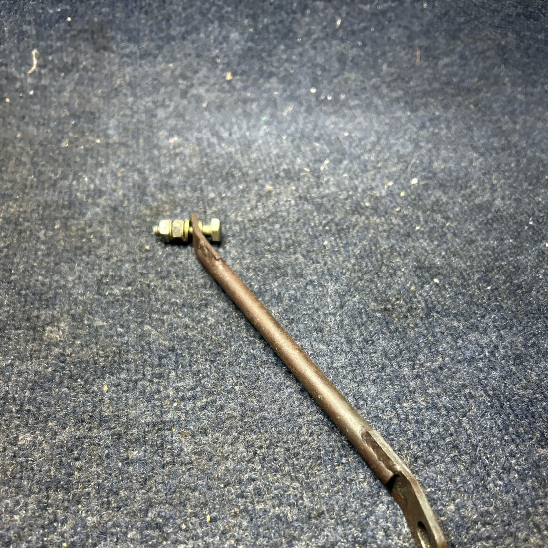Used aircraft parts for sale, 2455073-1 PIPER- CESSNA-BEECH- MOONEY VARIOS SUPPORT ASSY CESSNA 172RG