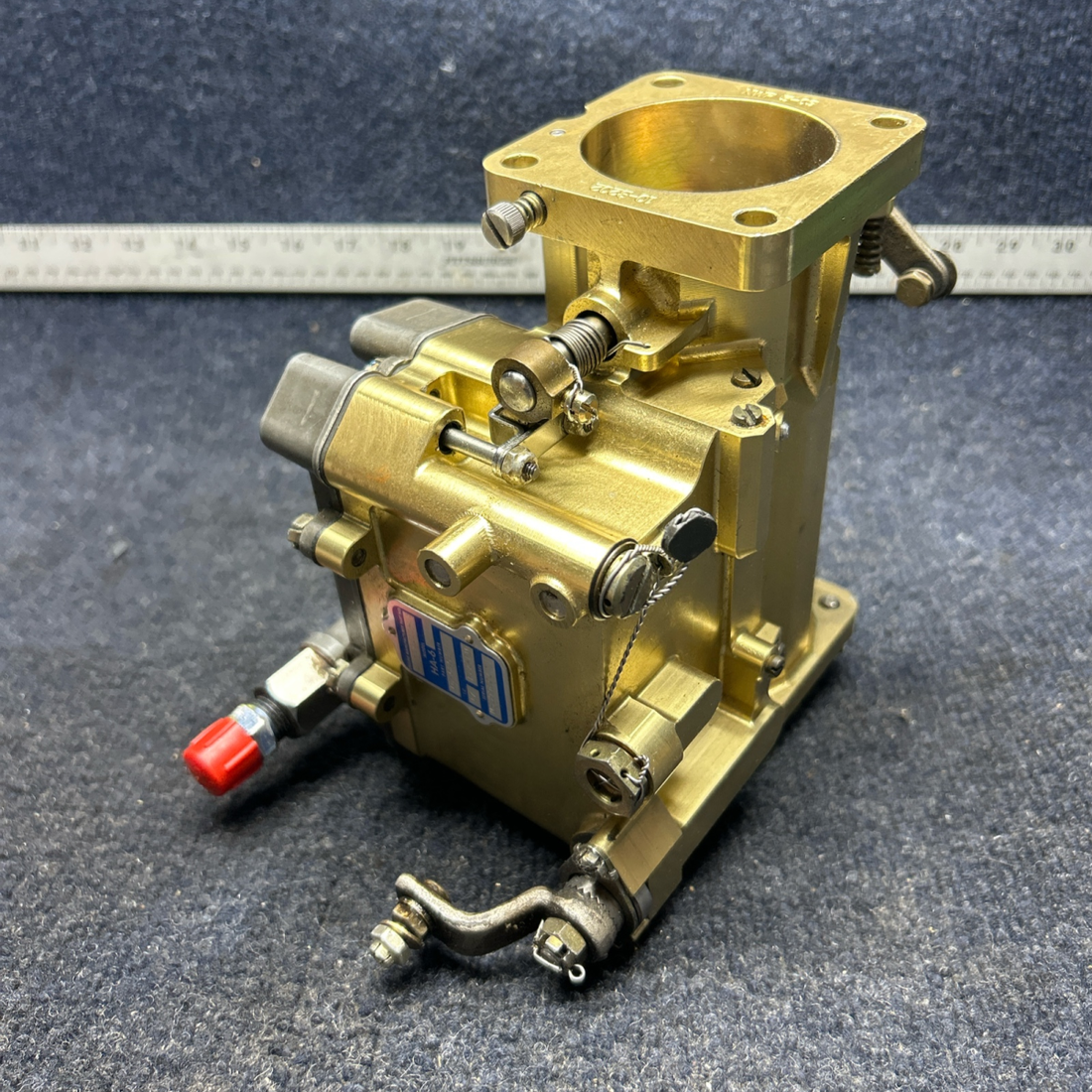 Used aircraft parts for sale, LW-16518-85 PIPER- CESSNA-BEECH- MOONEY VARIOS CARBURATOR ASSY USED BUT LOOKS FACTORY NEW