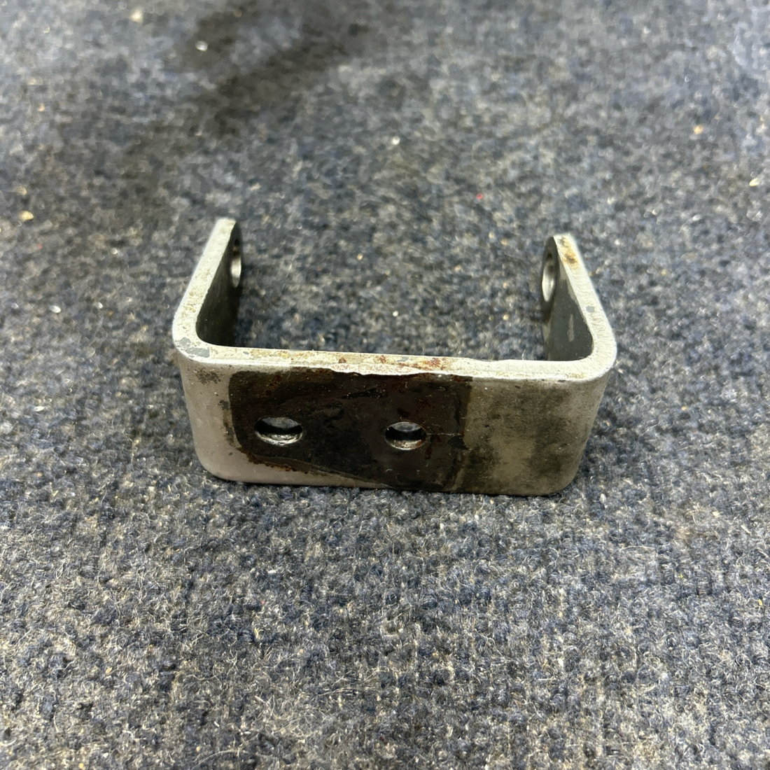 Used aircraft parts for sale, LW-13039 PIPER- CESSNA-BEECH- MOONEY VARIOS BRAKET ALTERNATOR SUPPORT