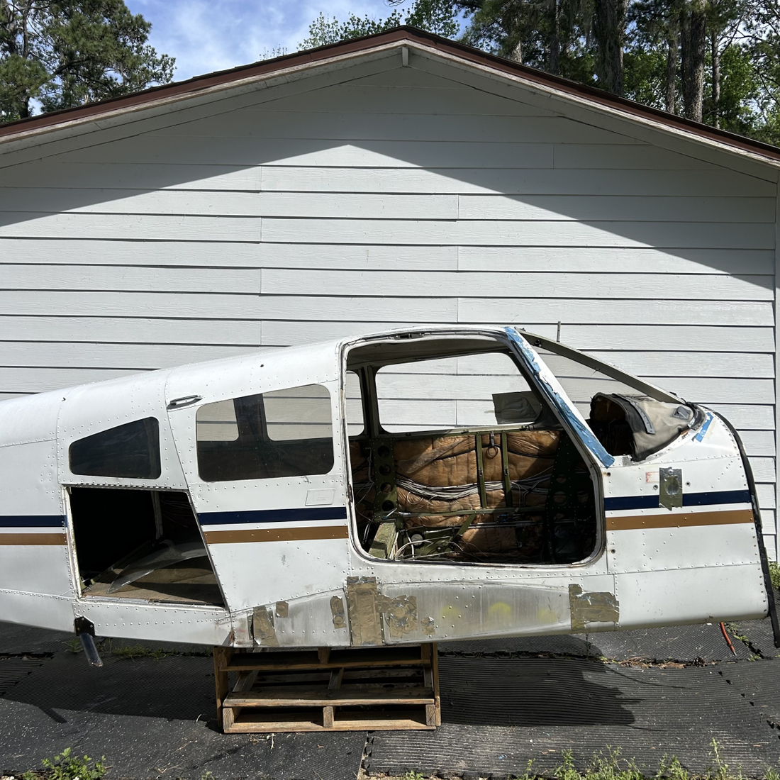 Used aircraft parts for sale, Fuselage PIPER PA28RT-201 FUSELAGE /DATA PLATE AND LOG BOOK