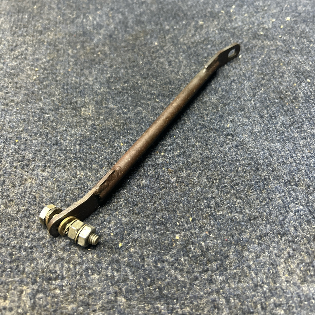 Used aircraft parts for sale, 2455073-1 PIPER- CESSNA-BEECH- MOONEY VARIOS SUPPORT ASSY CESSNA 172RG