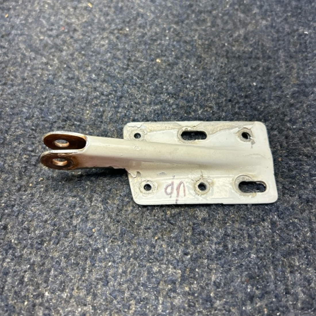 Used aircraft parts for sale, 66913-004 PIPER- CESSNA-BEECH- MOONEY VARIOS HINGE CABIN DOOR TOP