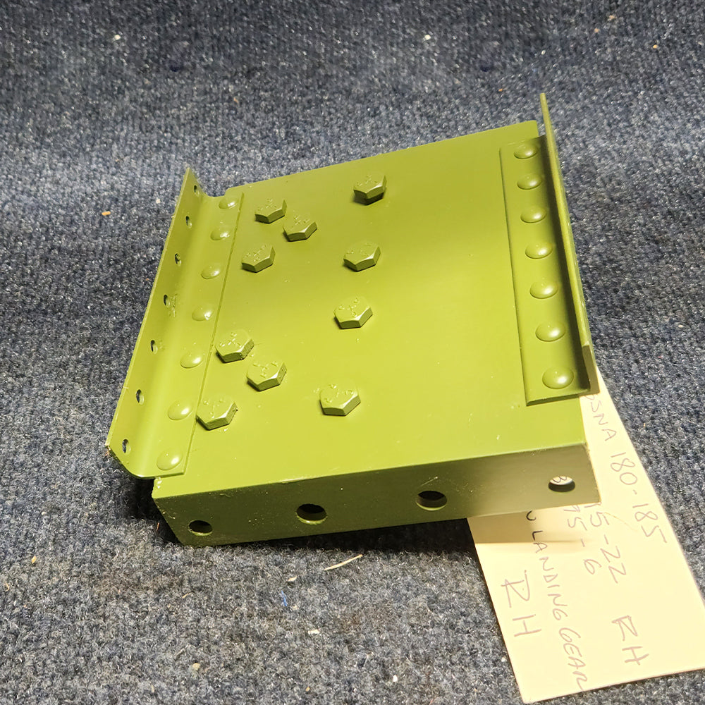 Used aircraft parts for sale 0713495-22 / 0713495-6 RH CESSNA C180/185 Bracket Main Landing Gear Assy RH