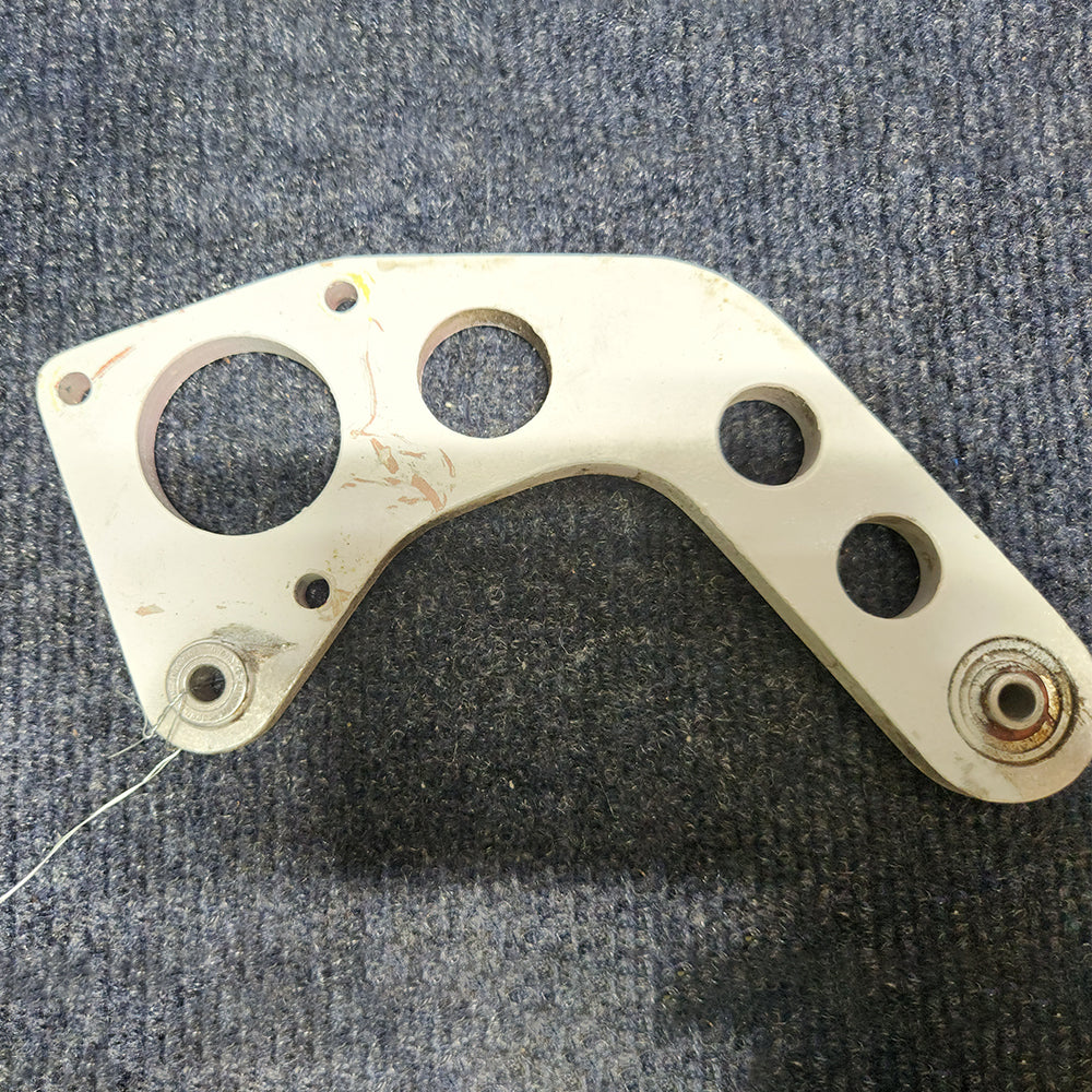 Used aircraft parts for sale 0760676-1 CESSNA C182P Arm Assy Elevator