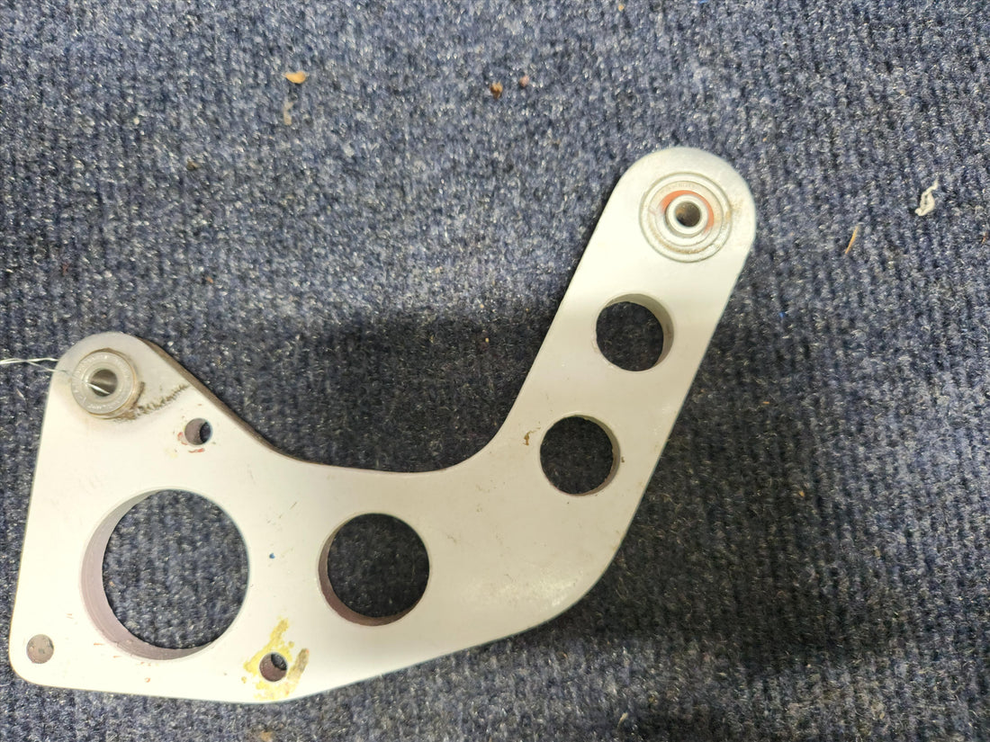 Used aircraft parts for sale 0760676-1 CESSNA C182P Arm Assy Elevator
