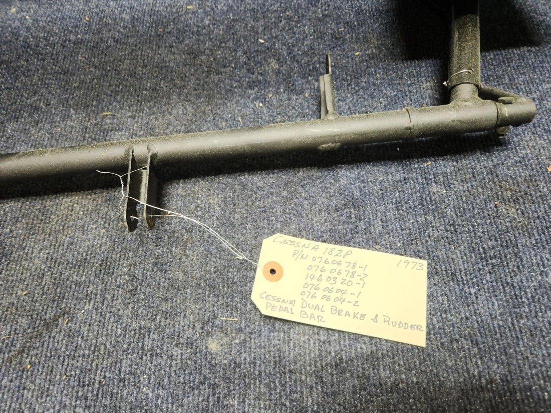 Used aircraft parts for sale 0760678-1, 0760678-2,1460320-1, 0760604-10760604-2 C182PBrake & Rudder Pedal Bar