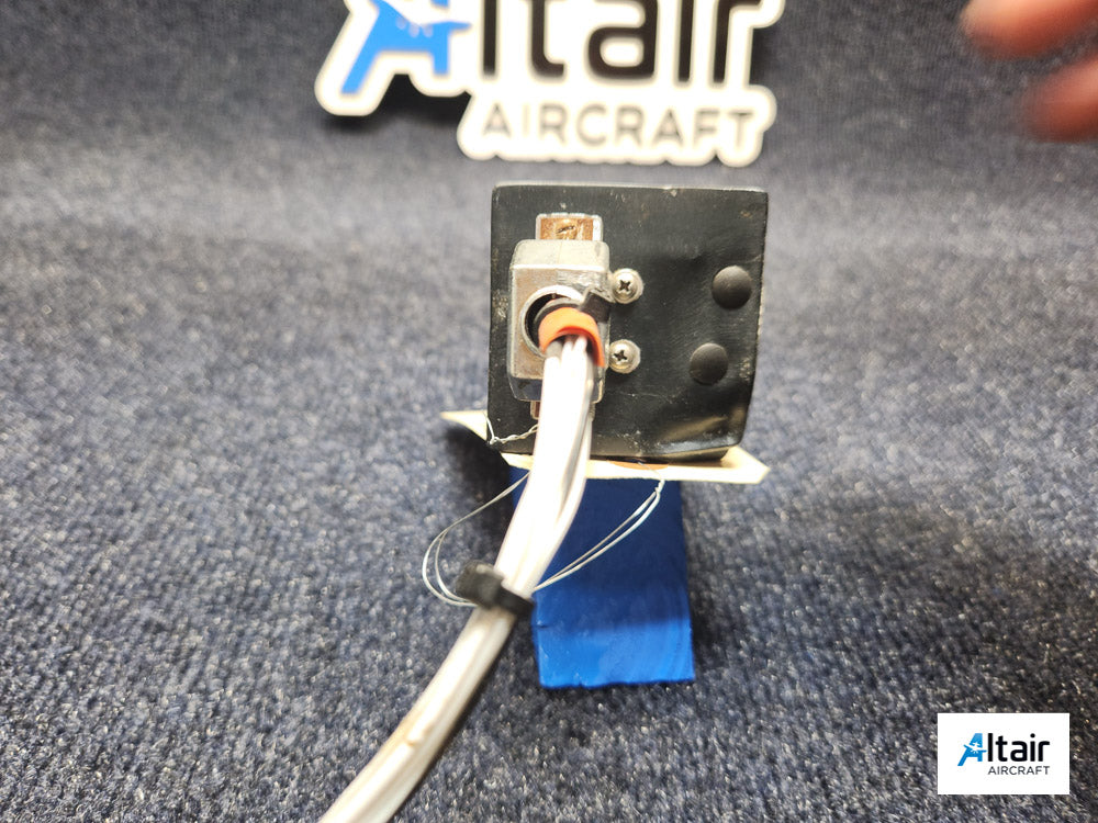Used aircraft parts for sale 3070  C172RG Icarus Instrument Alt-Alet