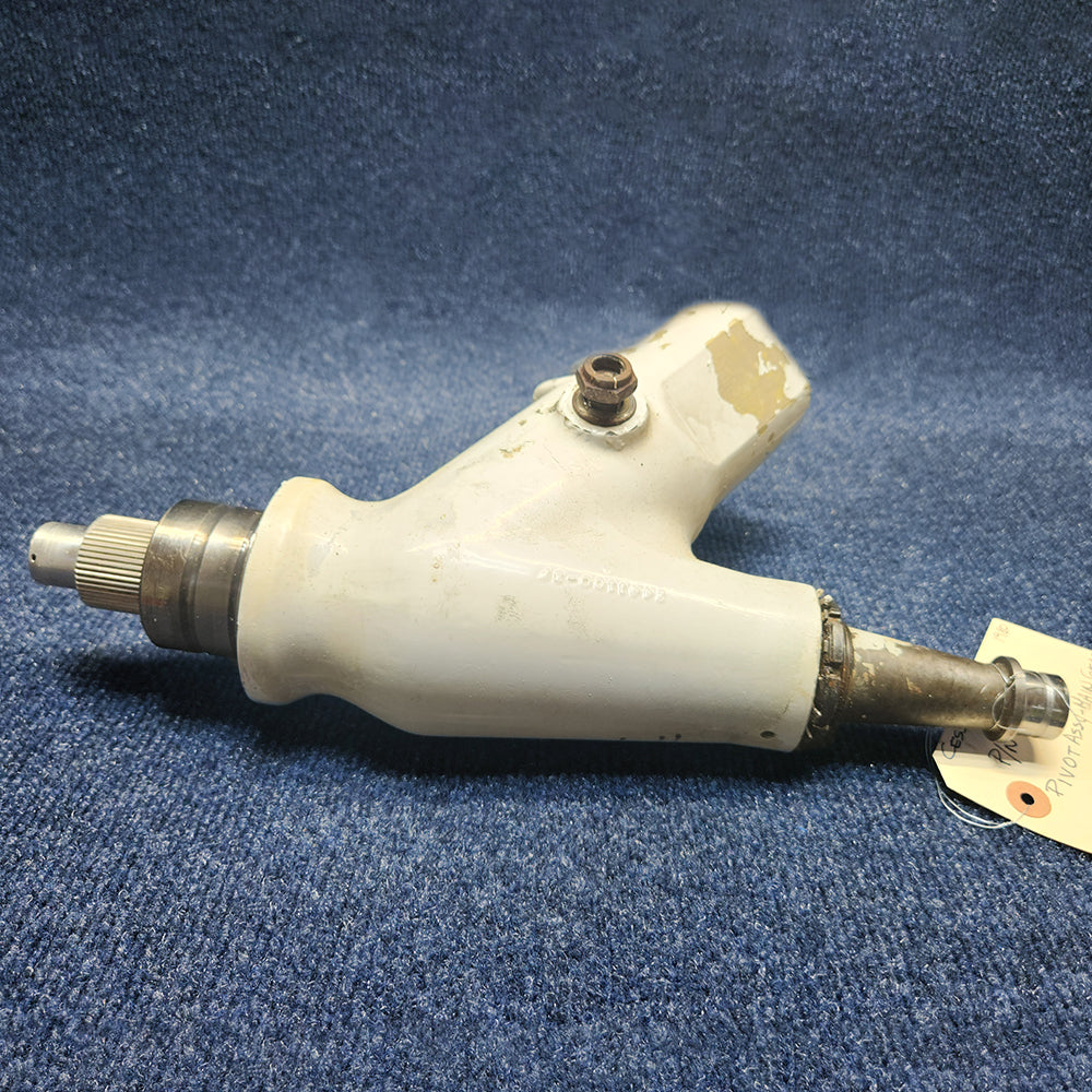 Used aircraft parts for sale 2441100-1 CESSNA C172RG Pivot Assy - Main Gear