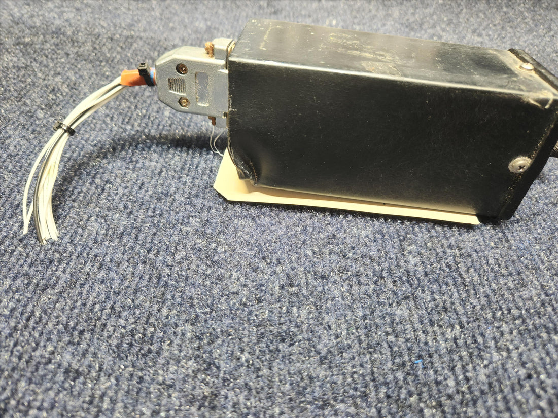Used aircraft parts for sale 3070  C172RG Icarus Instrument Alt-Alet