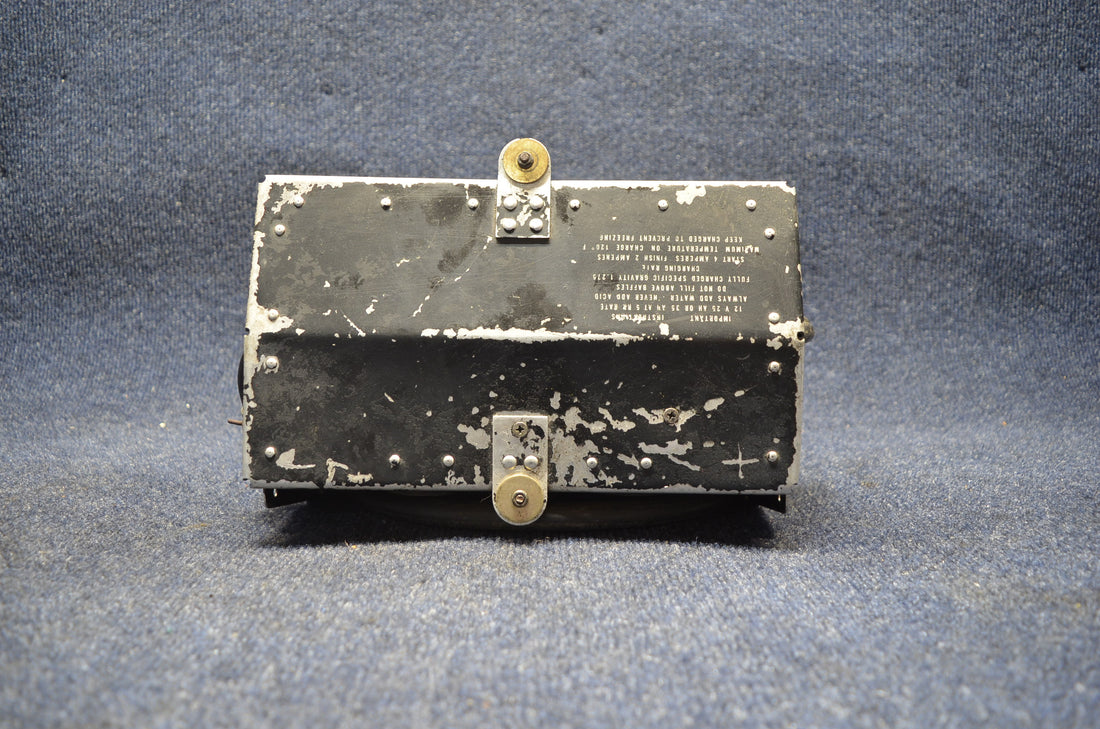 Used aircraft parts for sale 35845-002 63977-000 Piper Battery Box Box Cover Fit PA28-161