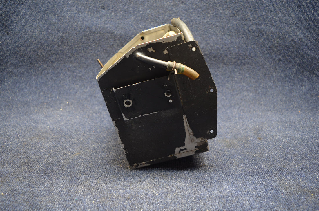 Used aircraft parts for sale 35845-002 63977-000 Piper Battery Box Box Cover Fit PA28-161